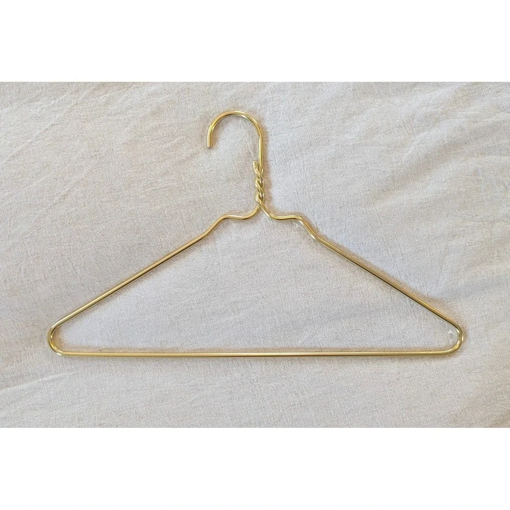 Boutique Hangers Matte Finish Gold Tone Aluminum Set 6 Twisted Neck Minimalist